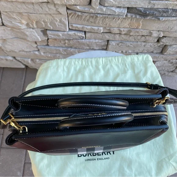 SOLD Burberry Catherine Smoked Check Tote Bag - Picture 6 of 16